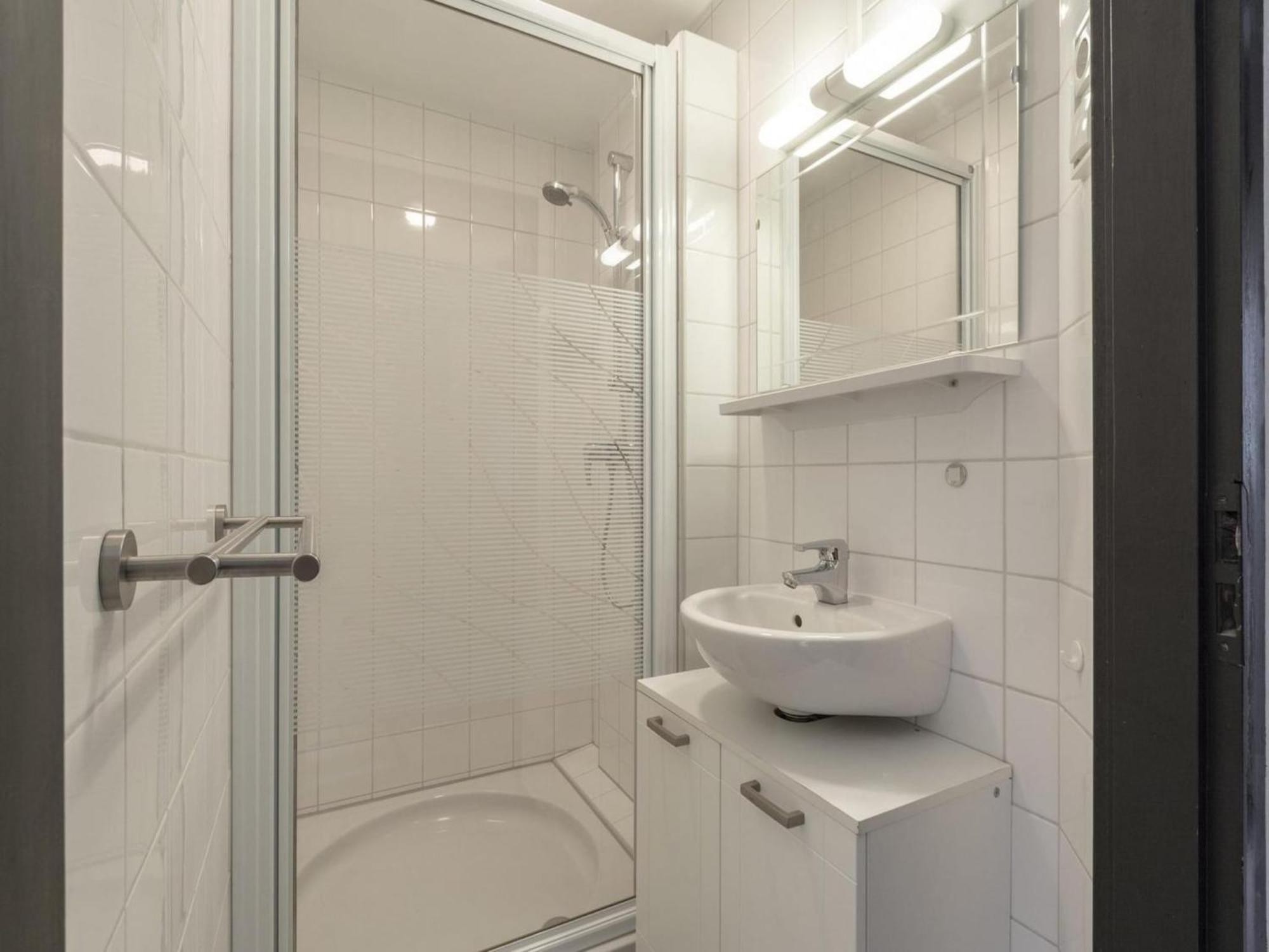 Attractive Bungalow With Modern Furnishings Sint Maartensvlotbrug Εξωτερικό φωτογραφία