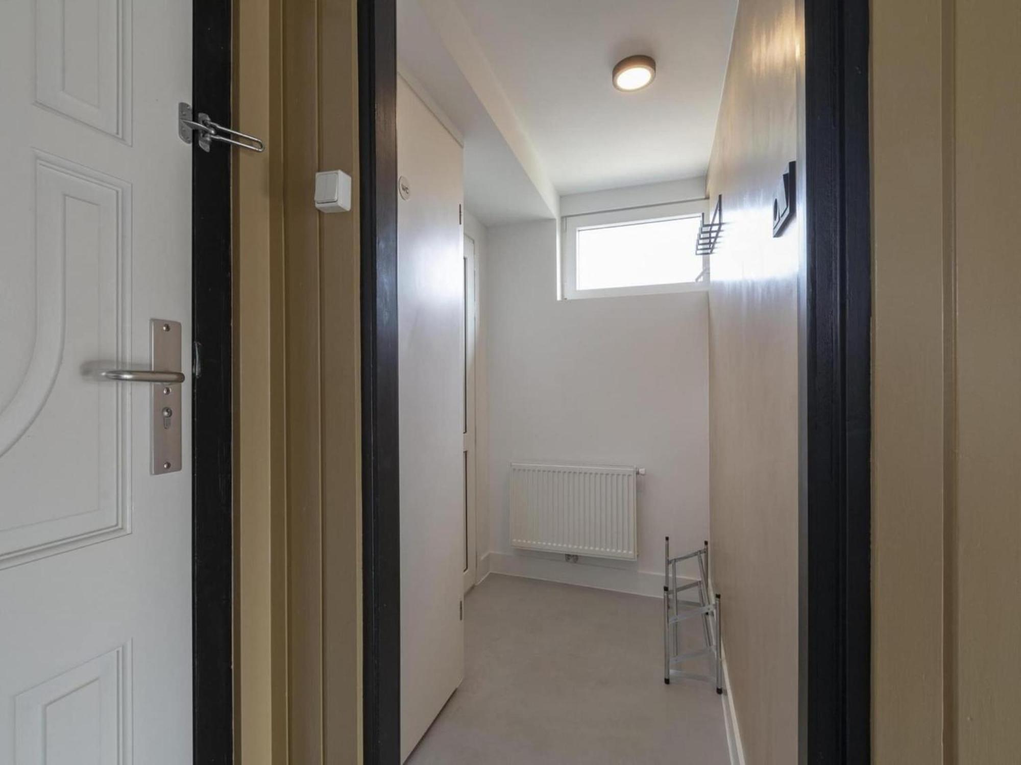 Attractive Bungalow With Modern Furnishings Sint Maartensvlotbrug Εξωτερικό φωτογραφία